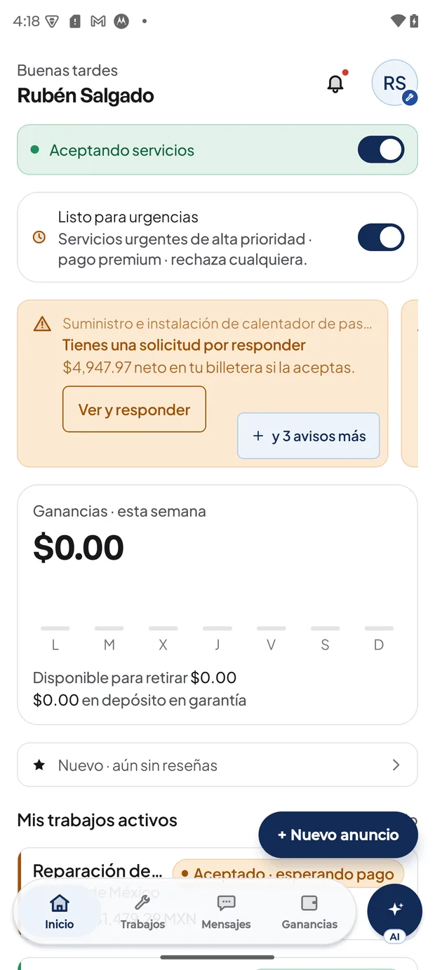 Inicio del contratista con los interruptores de aceptando servicios y listo para urgencias